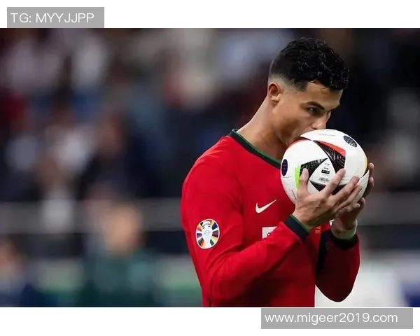 足球巨星的人品与球场内外表现对职业生涯发展的深远影响